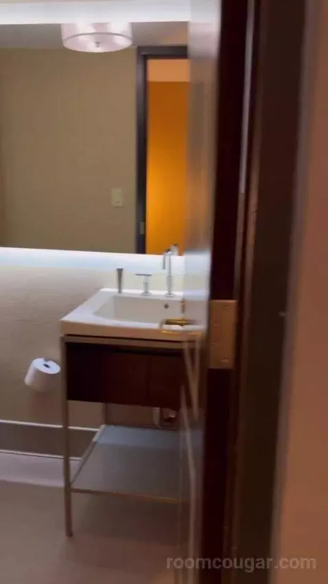 North Tower 2 Bedroom Suite (#1507) bathroom picture #6
