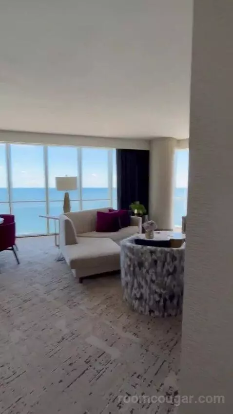 North Tower Celebrity Suite (#3557) view picture #5