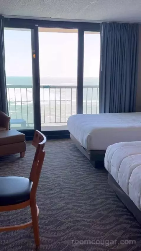 Deluxe Studio with Two Double Beds (#2718) view picture #2