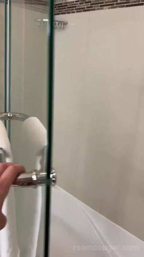Standard (#1513) bathroom picture #7