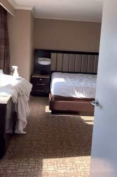 Suite (#1819) bed picture #7