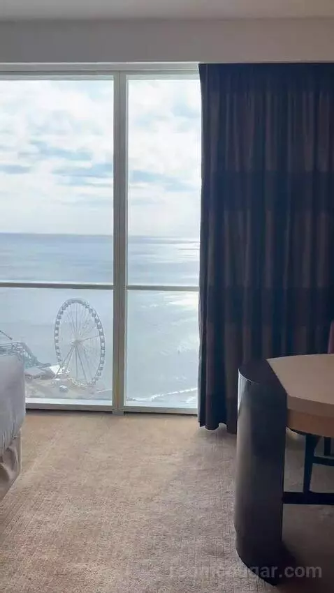 North Tower Ocean Deluxe 2 Queens (#3260) view picture #3