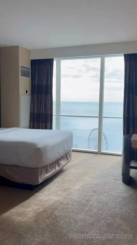 North Tower Ocean Deluxe 2 Queens (#3260) bed picture #1