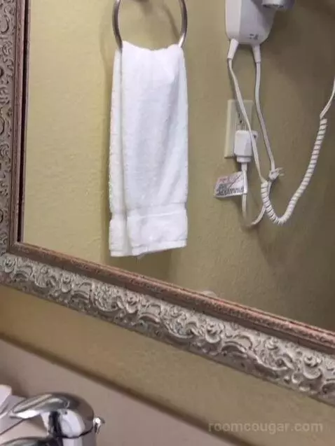 One Bedroom King Suite (#782) bathroom picture #5
