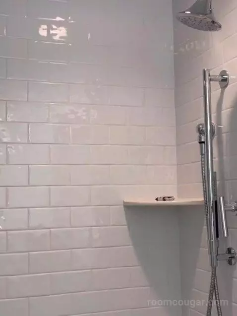 2 Bedroom Villa, Close To the Beach, Balcony bathroom picture #7