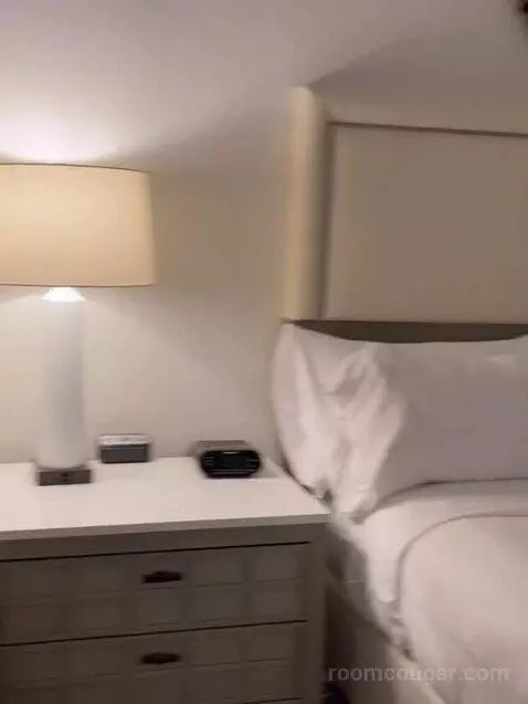 2 Bedroom Villa, Close To the Beach, Balcony bed picture #3