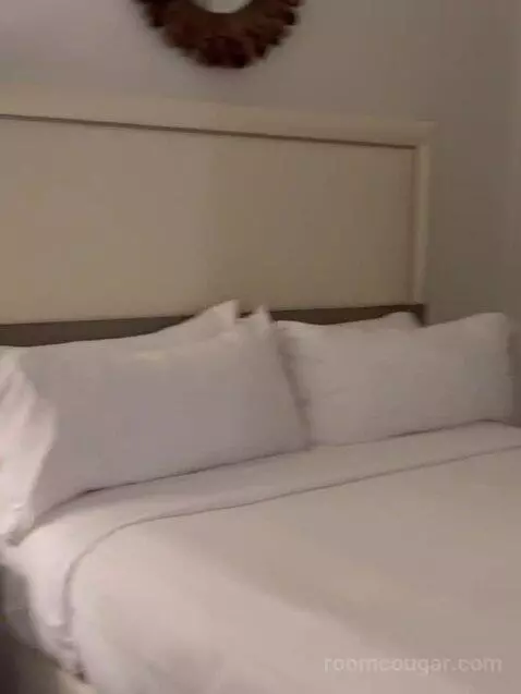 2 Bedroom Villa, Close To the Beach, Balcony bed picture #7
