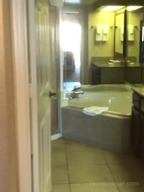 3 Bedroom Villa bathroom picture #6