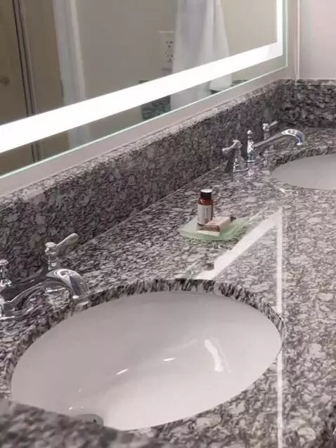 2 Bedroom Villa, Oceanfront, Balcony (#3092) bathroom picture #8