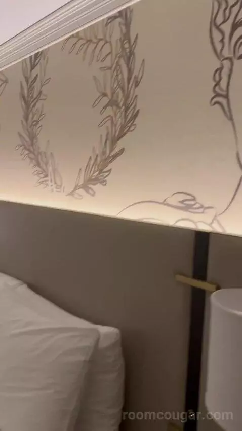 Newly Renovated Centurion Tower Premium King (#3618) bed picture #1