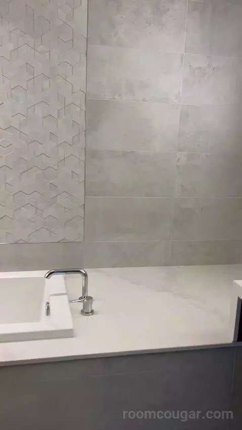 New Renovated Waterfront Tower Modern Suite King (#33100) bathroom picture #6