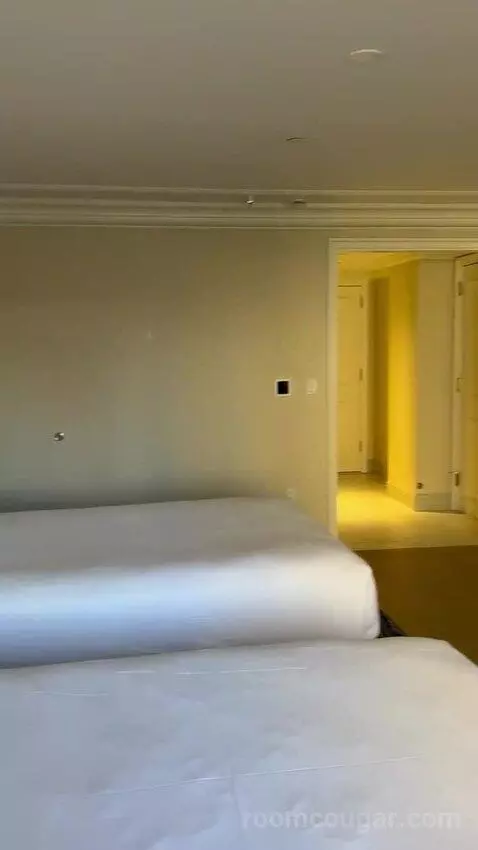 Premium Ocean Non Smoking Two Queens bed picture #9