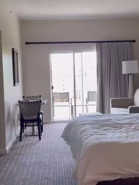 2 Bedroom Lock Off Villa bed picture #5