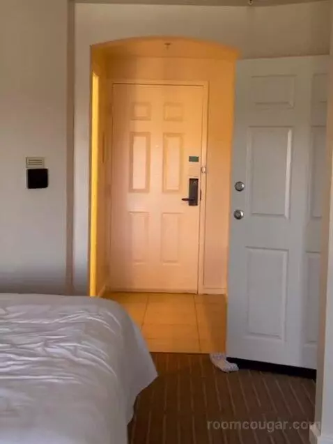 2 Bedroom Lock Off Villa bed picture #11