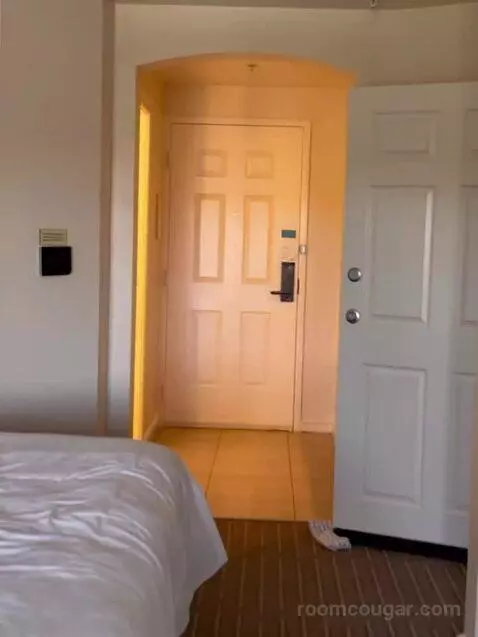 2 Bedroom Lock Off Villa bed picture #12