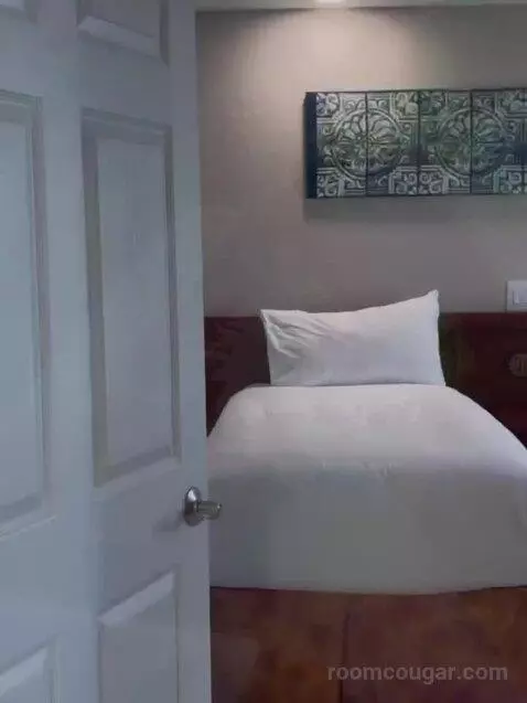 Signature Two Bedroom Suite bed picture #8