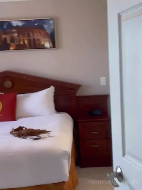 Signature Two Bedroom Suite bed picture #2
