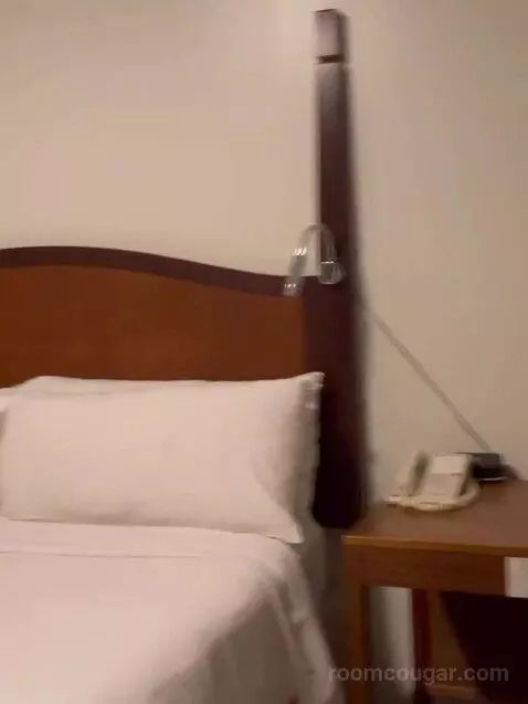 Two-Bedroom Villa bed picture #12