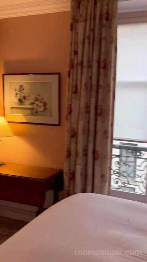 Classic Double Room (#30) bed picture #9