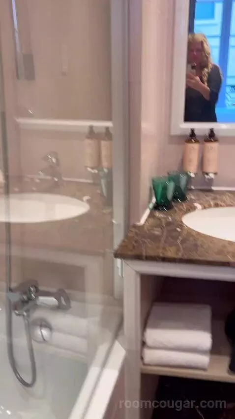 Classic Double Room (#40) bathroom picture #7