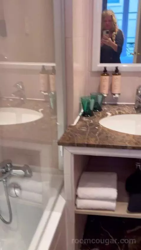 Classic Double Room (#40) bathroom picture #8