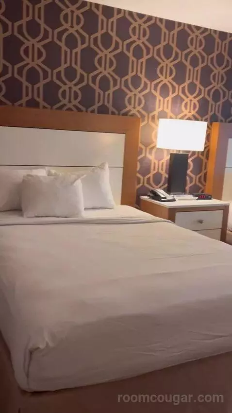 Havana Premium Room 2 Queen (#5528) bed picture #5