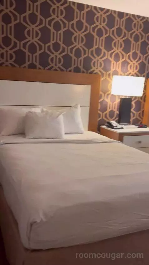 Havana Premium Room 2 Queen (#5528) bed picture #6