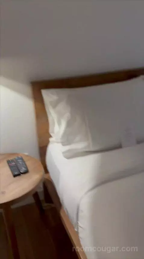 Ground Floor Room (#1) bed picture #4