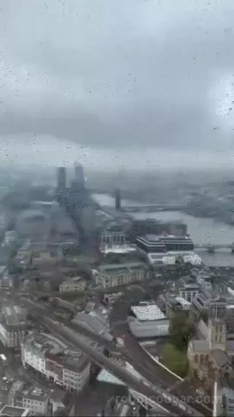 Iconic Shard Suite view picture #5