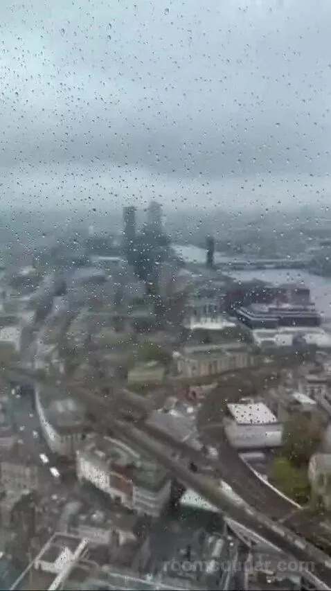 Iconic Shard Suite view picture #12