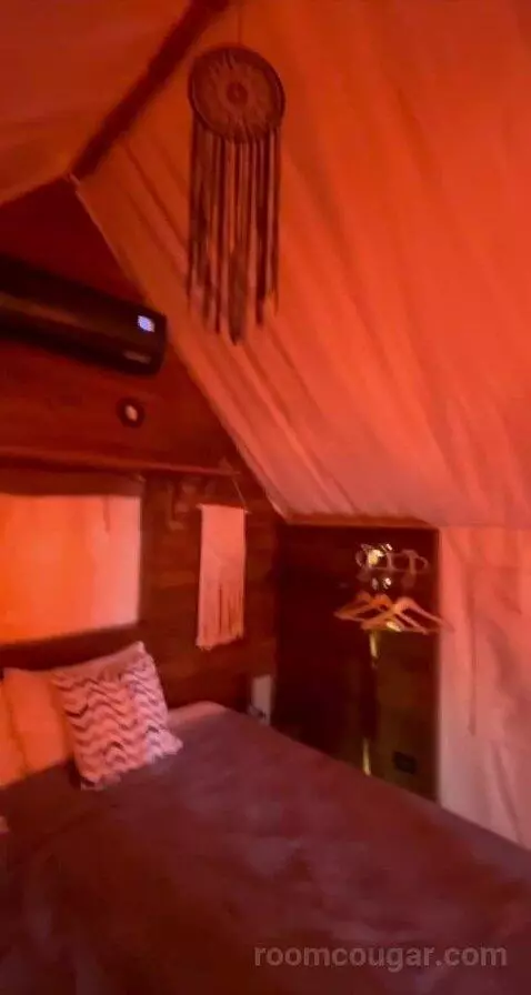 Sophia Glamping Tent (#1) bed picture #10
