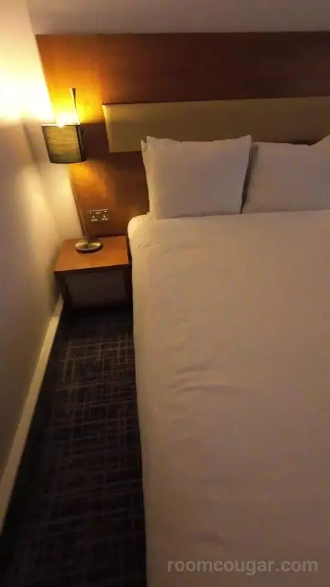 Double Guest Room (#633) bed picture #3
