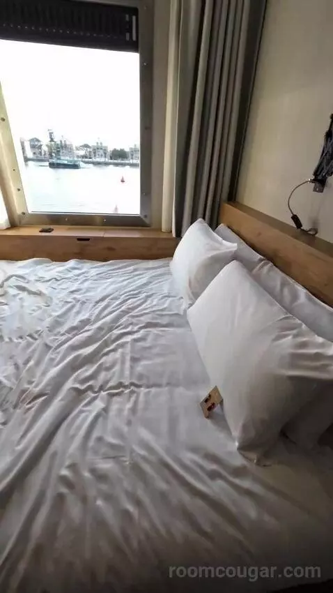 Double Room with River View (#165) bed picture #4