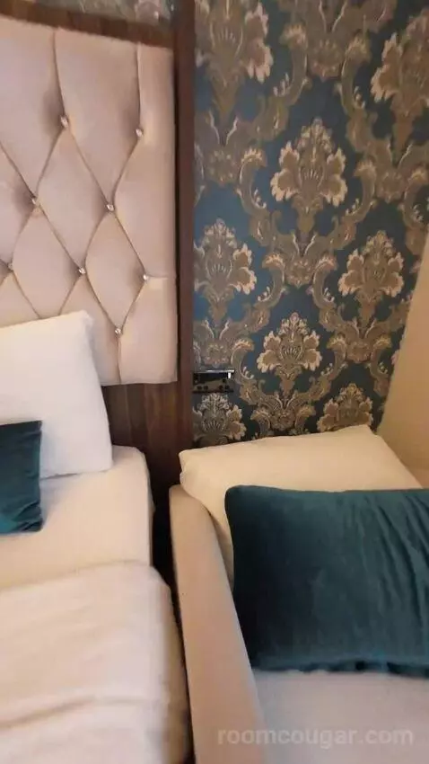 Comfort Triple Room (#305) bed picture #2