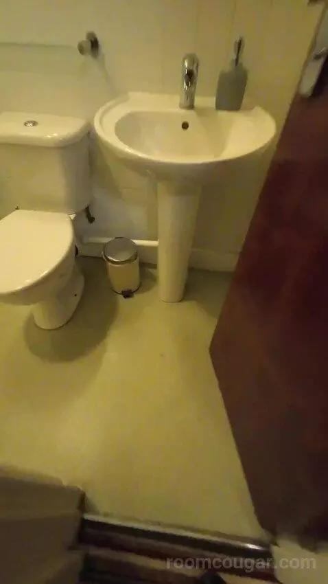 Standard Double Room with Shared Bathroom (#6) bathroom picture #3