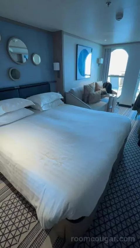 Balcony Cabin (#9.104) bed picture #4
