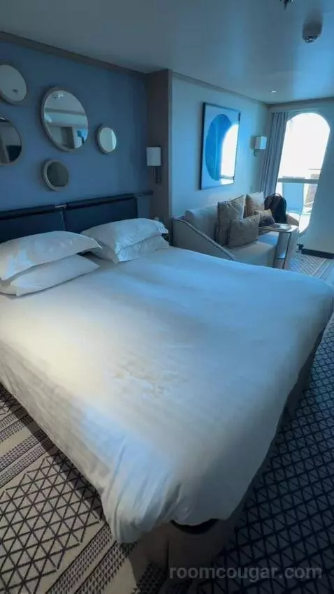 Balcony Cabin (#9.104) bed picture #6