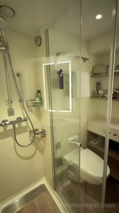 Balcony Cabin (#9.104) bathroom picture #2