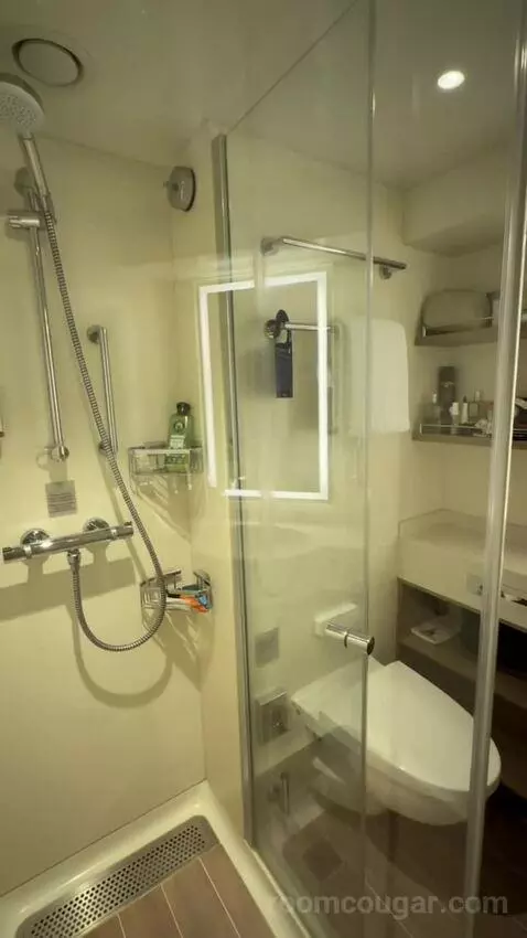 Balcony Cabin (#9.104) bathroom picture #3