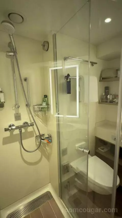 Balcony Cabin (#9.104) bathroom picture #4