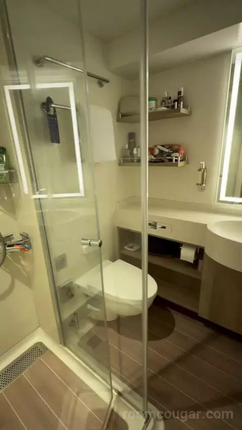 Balcony Cabin (#9.104) bathroom picture #11