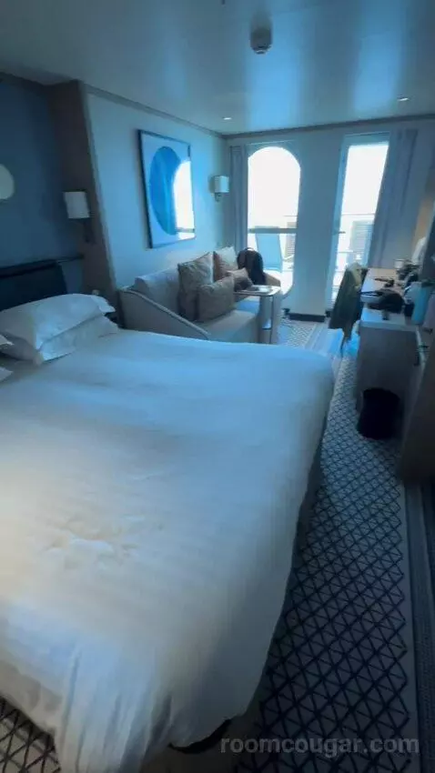 Balcony Cabin (#9.104) bed picture #12