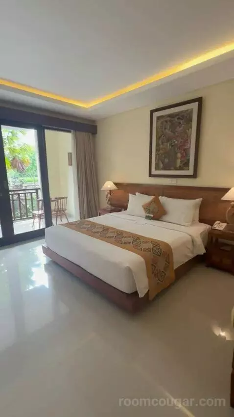 Superior Garden and Pool View with Balcony (N/A) view picture #1