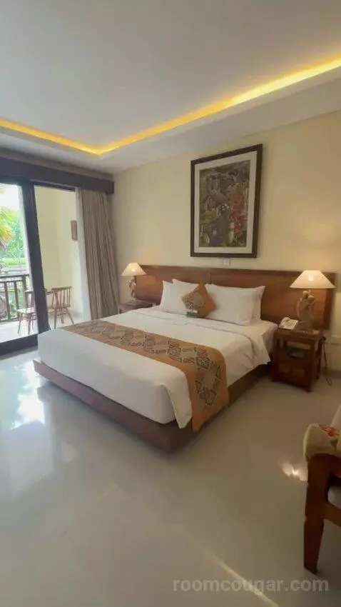 Superior Garden and Pool View with Balcony (N/A) view picture #5