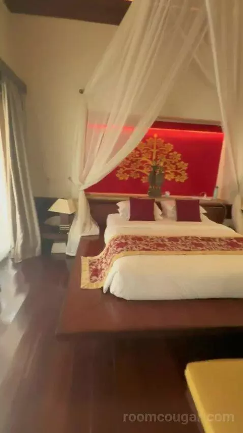 Superior Pool Villa (#104) bed picture #10