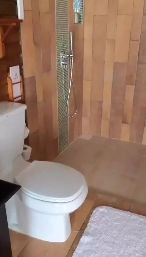 Sangu Water Villa (#505) bathroom picture #4