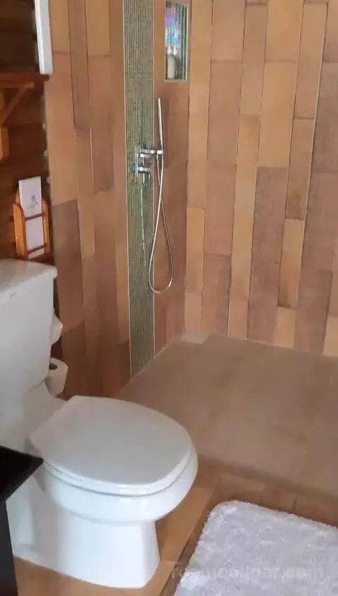 Sangu Water Villa (#505) bathroom picture #5