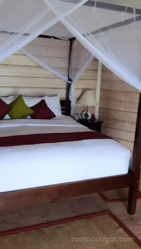 Sangu Water Villa (#505) bed picture #6