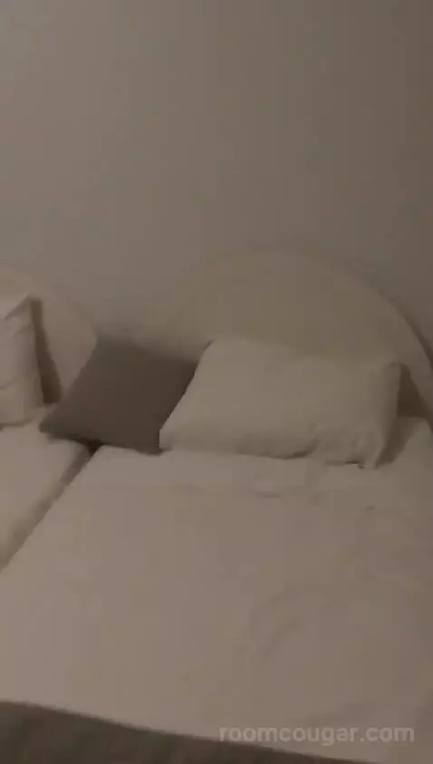 Standard (N/A) bed picture #1