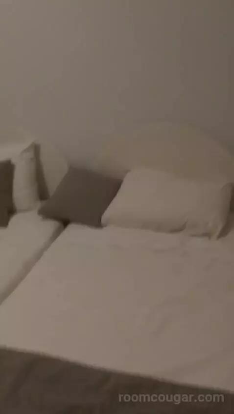 Standard (N/A) bed picture #2